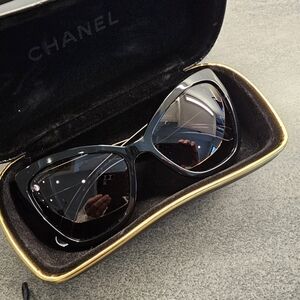CHANEL Cat Eye Sunglasses Black and Silver